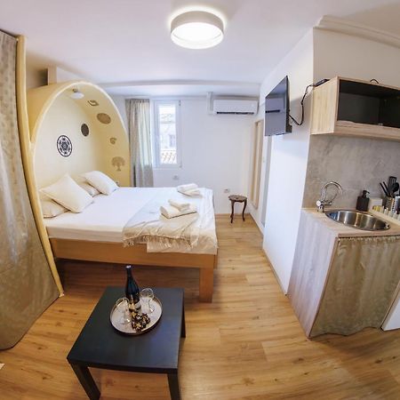 Plutus Apartments And Rooms With Free Parking كوبر المظهر الخارجي الصورة