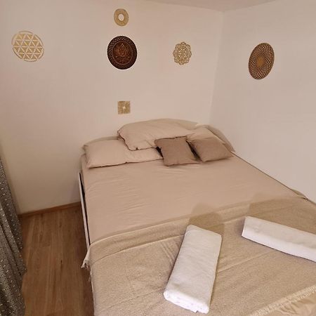 Plutus Apartments And Rooms With Free Parking كوبر المظهر الخارجي الصورة