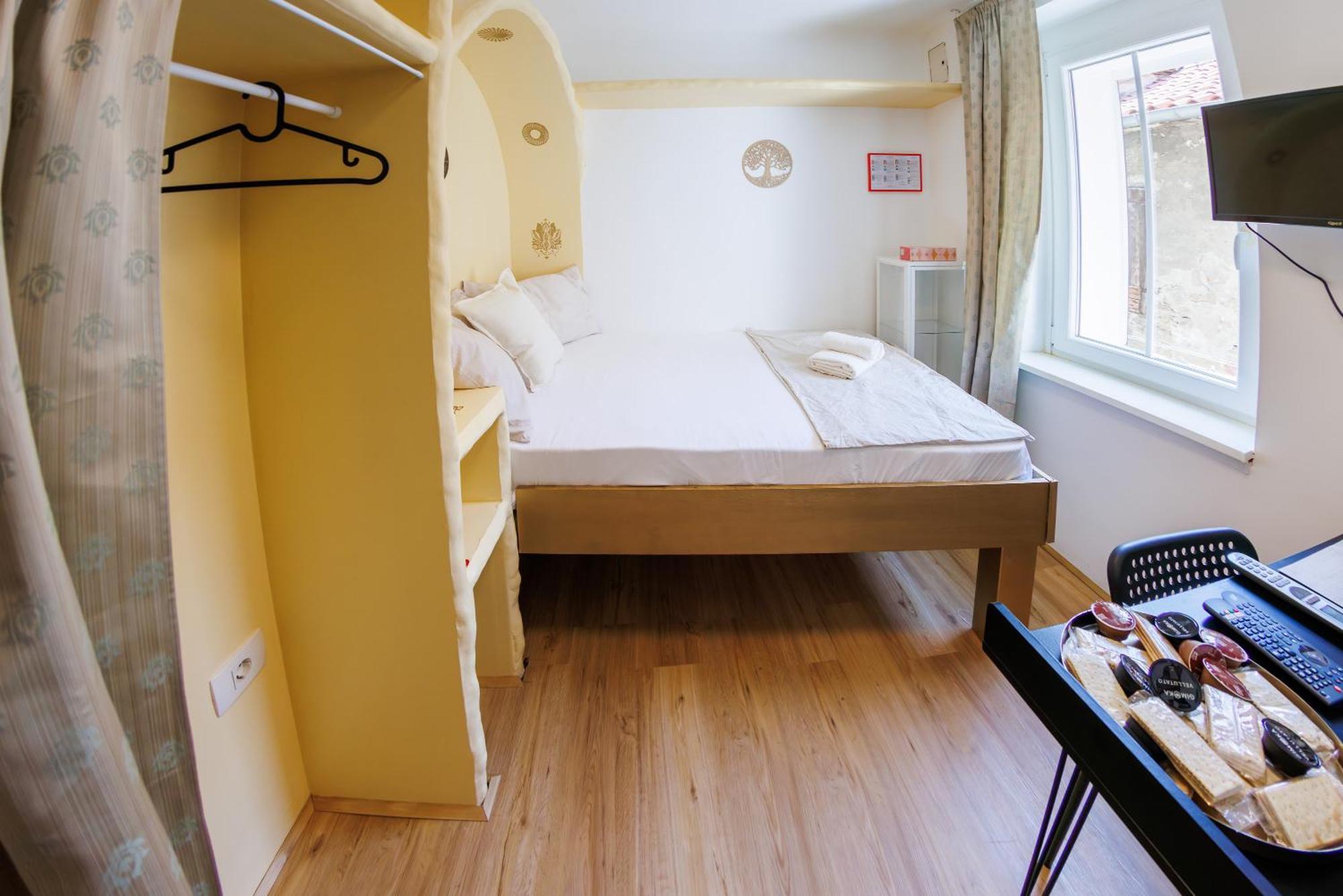 Plutus Apartments And Rooms With Free Parking كوبر المظهر الخارجي الصورة