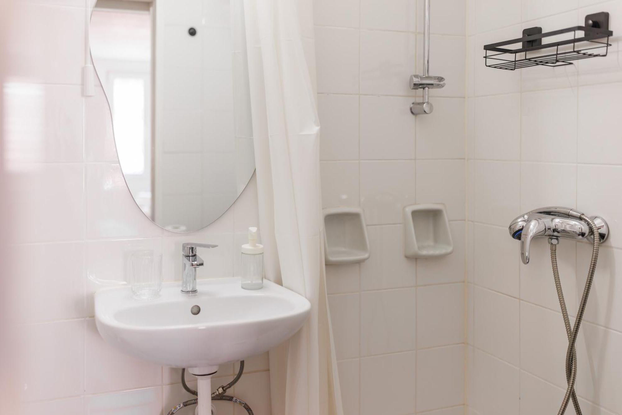 Plutus Apartments And Rooms With Free Parking كوبر المظهر الخارجي الصورة