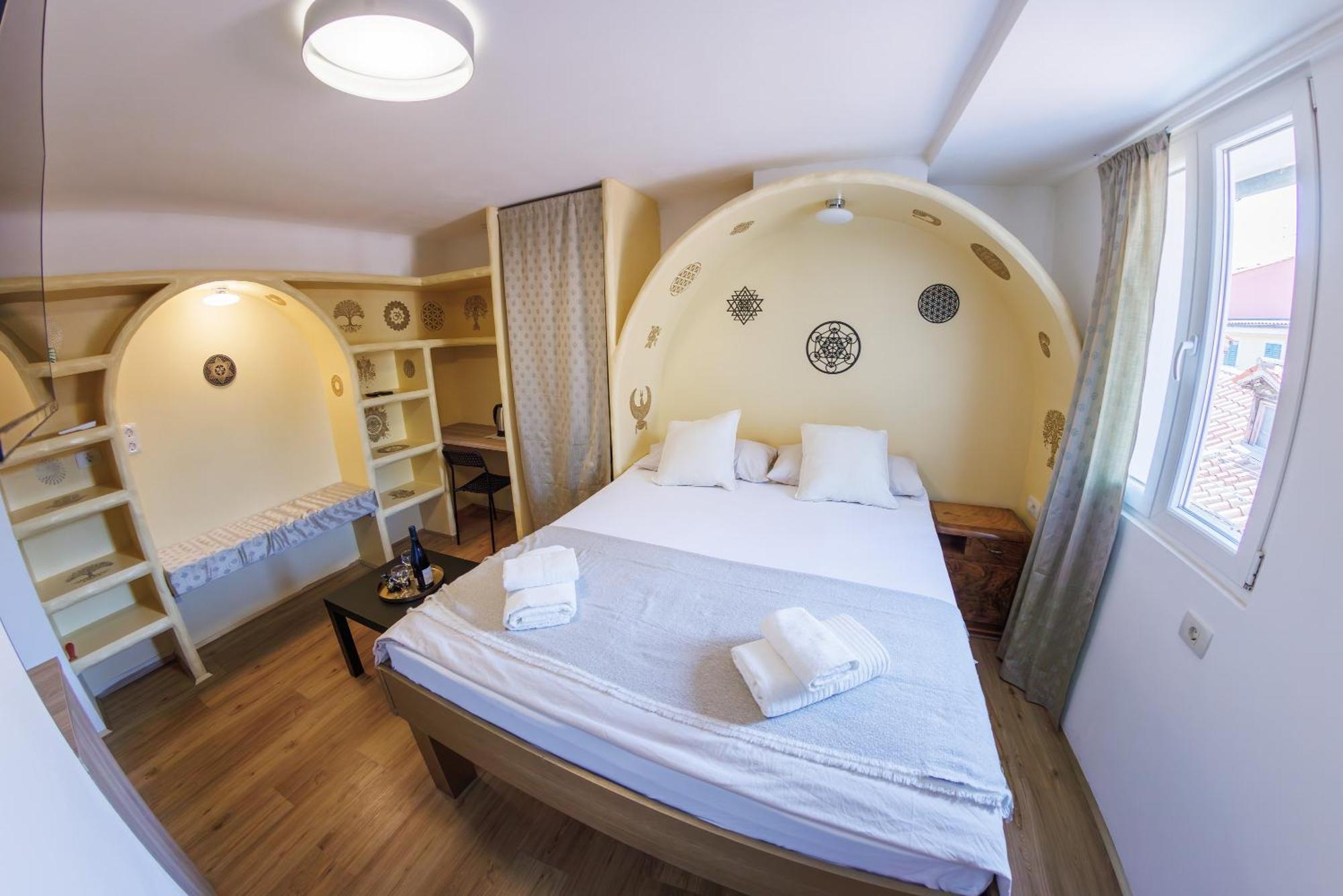 Plutus Apartments And Rooms With Free Parking كوبر المظهر الخارجي الصورة