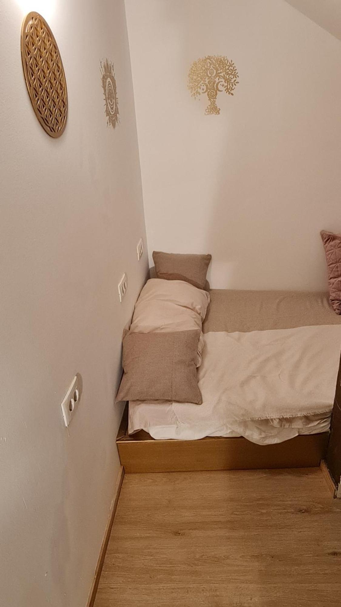 Plutus Apartments And Rooms With Free Parking كوبر المظهر الخارجي الصورة